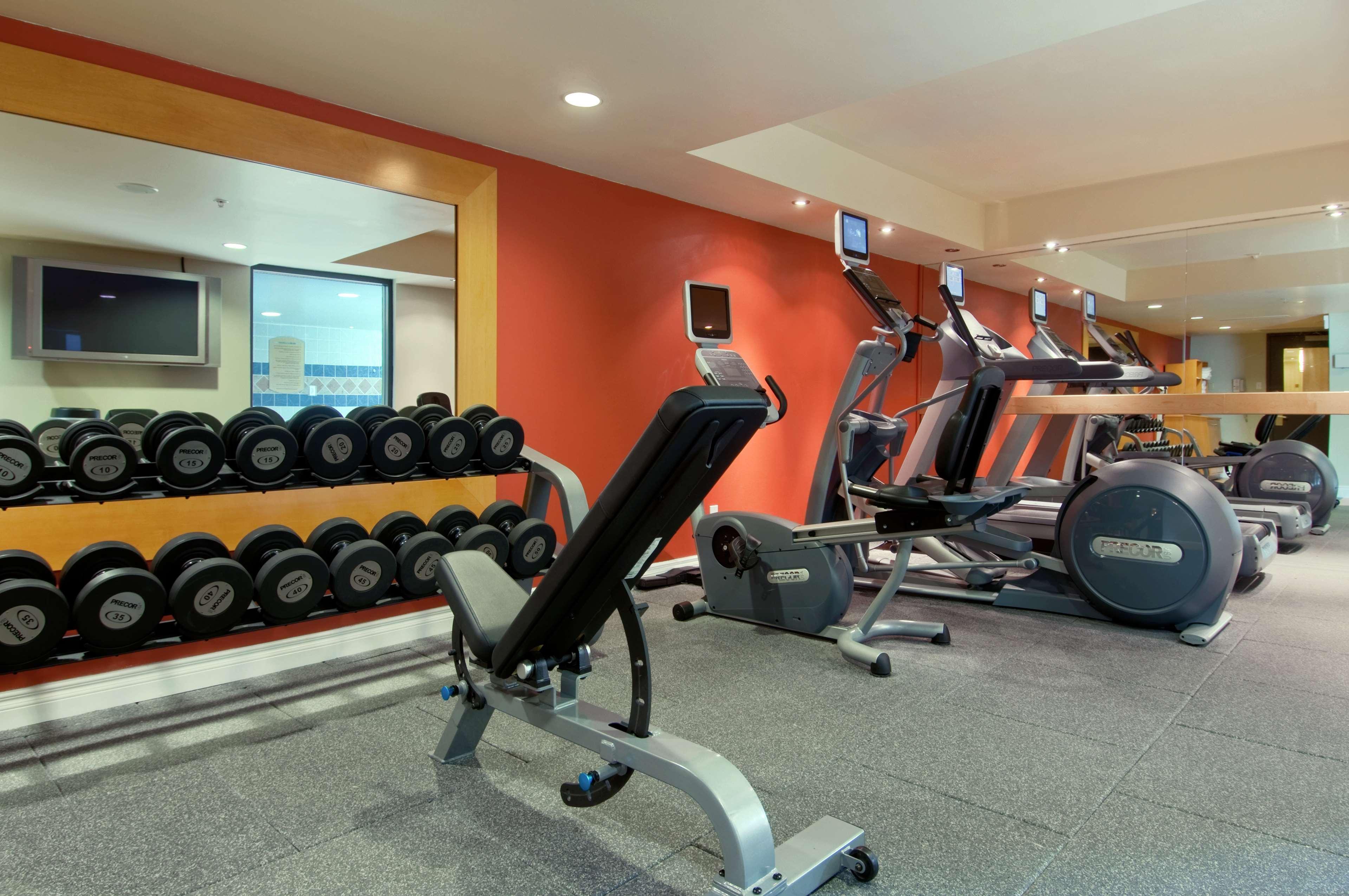 Hilton Vancouver Airport Hotel 4*