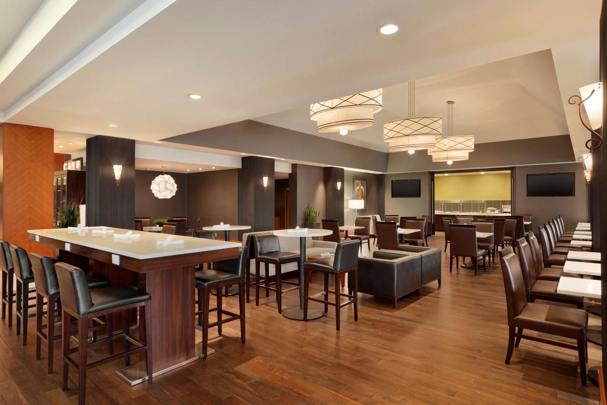 Hotel Hilton Vancouver Airport
